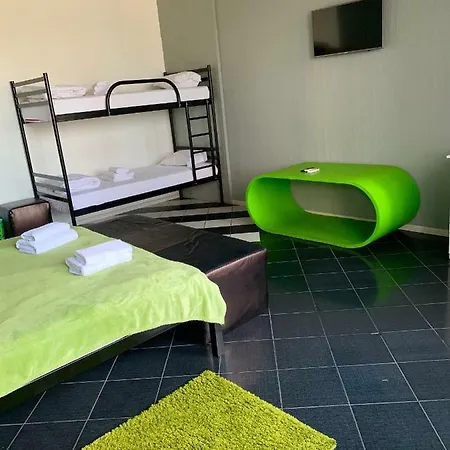 Zipper House Hostel